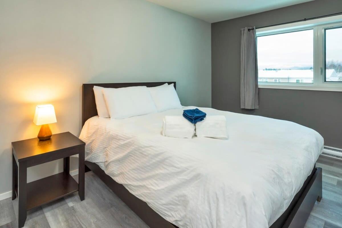 Nn - The Wanderoo - Riverdale 3-Bed 2 5-Bath Whitehorse Bagian luar foto